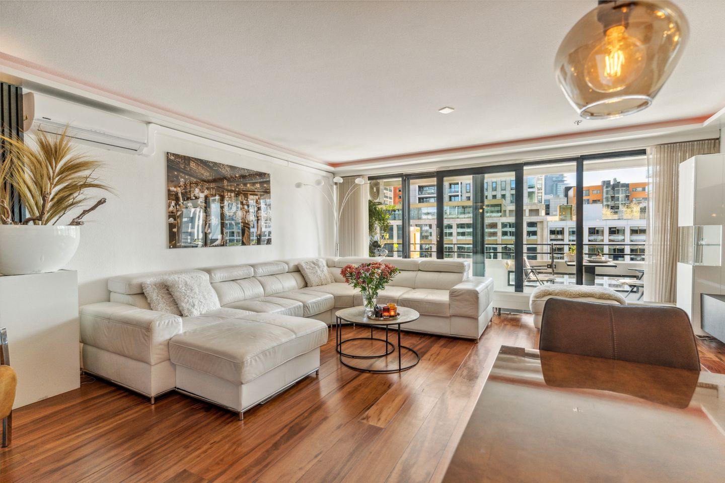 Photo 14 of Gedempte Zalmhaven 783