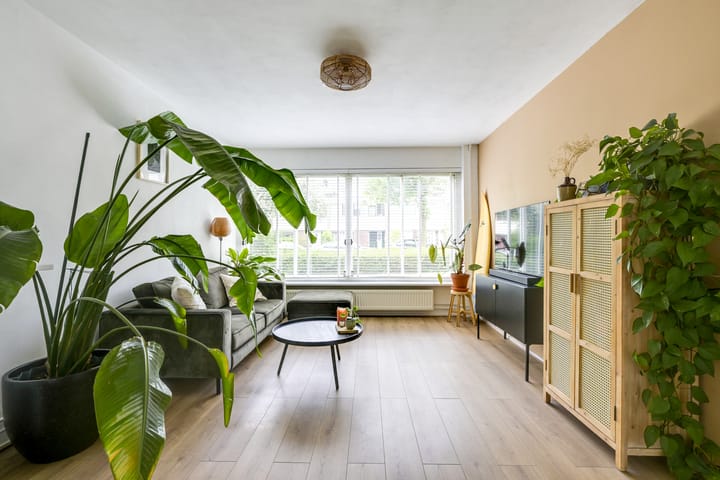 Photo 2 of Loderlaan 19