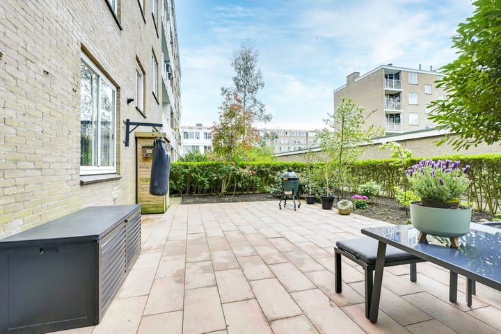 Photo 14 of Loderlaan 19