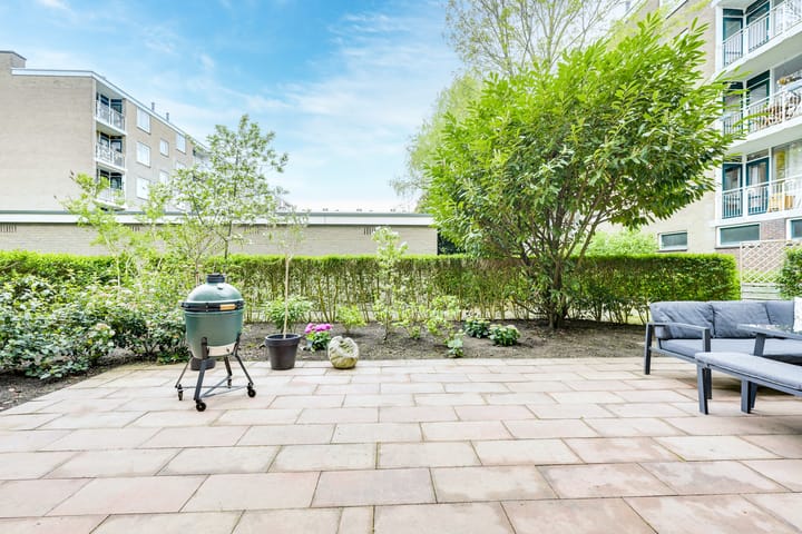 Photo 15 of Loderlaan 19