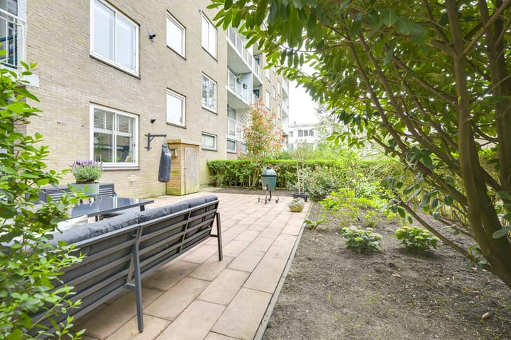 Photo 17 of Loderlaan 19