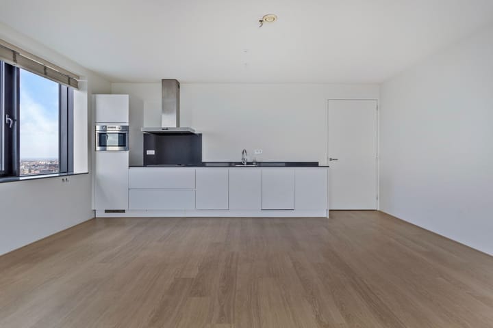 Photo 5 of Anna van Buerenplein 192