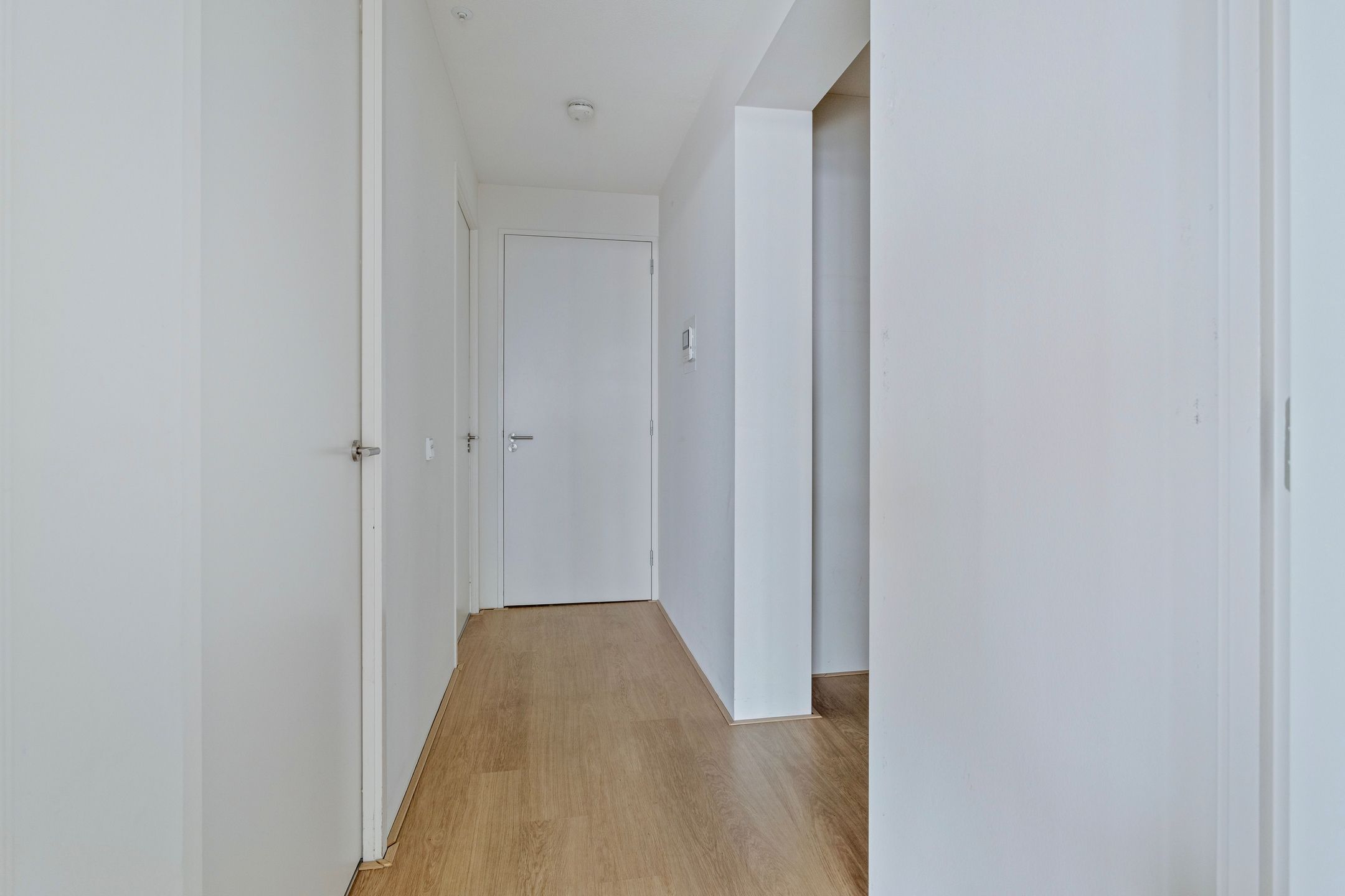 Foto 6 van Anna van Buerenplein 192