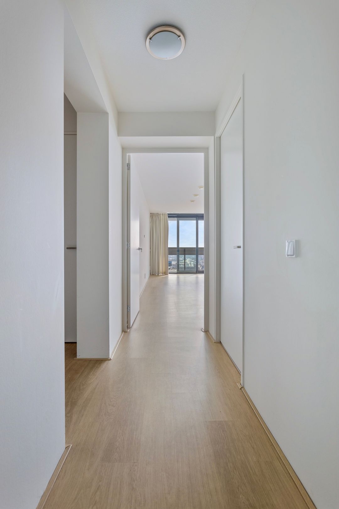 Foto 7 van Anna van Buerenplein 192