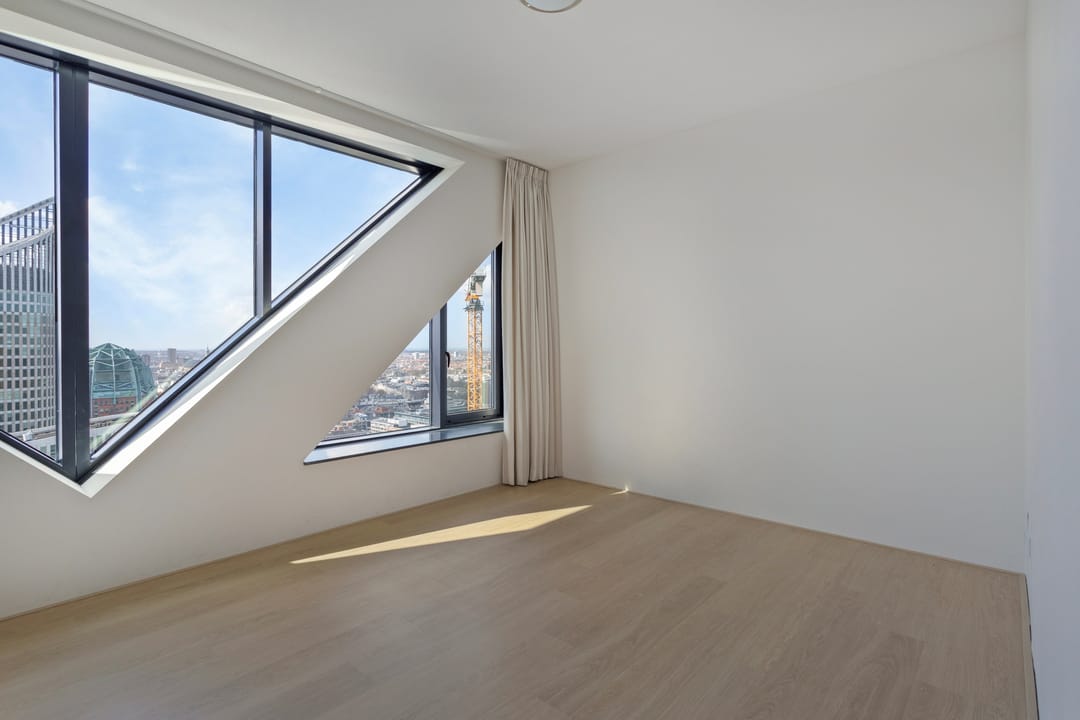 Foto 8 van Anna van Buerenplein 192