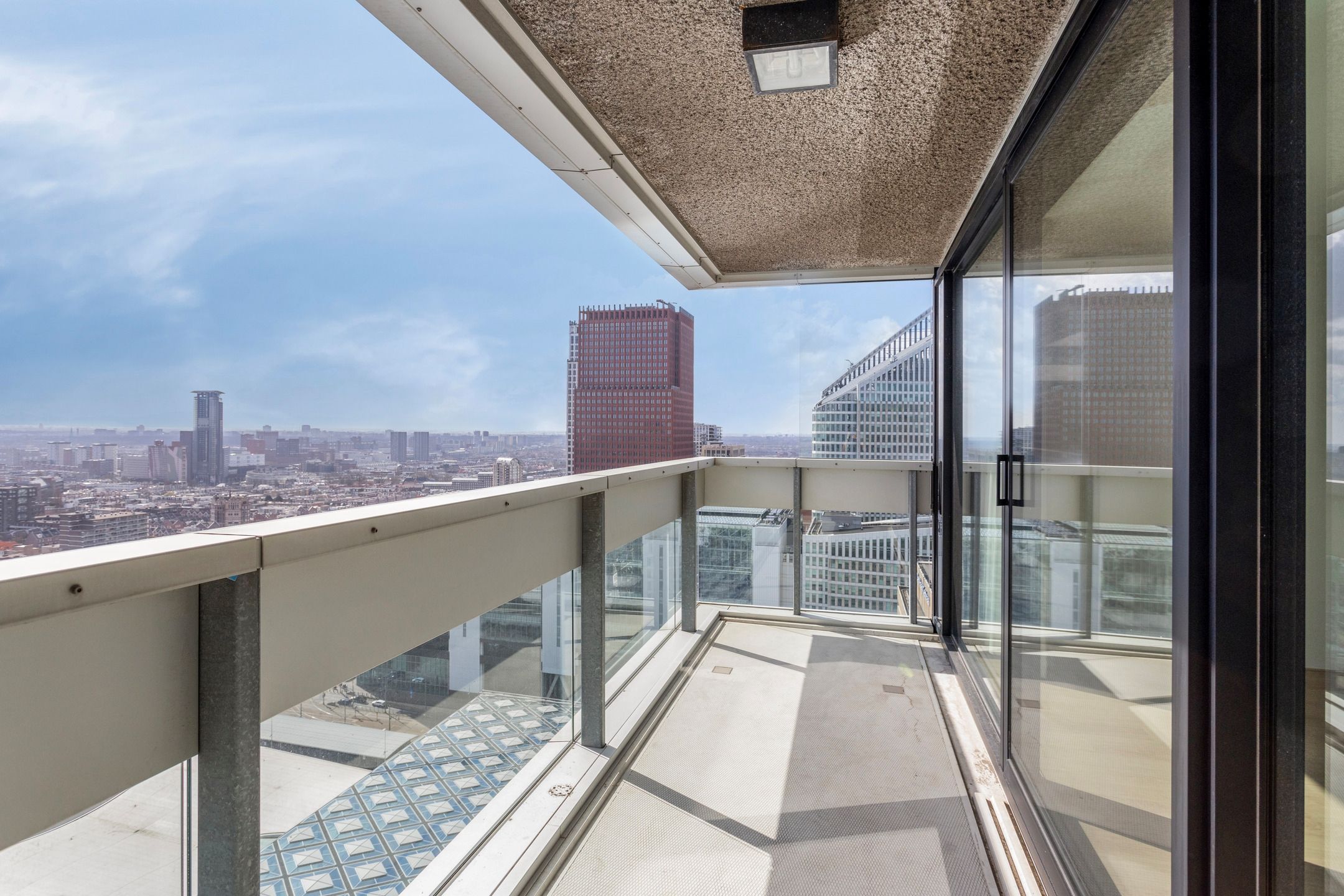 Foto 15 van Anna van Buerenplein 192