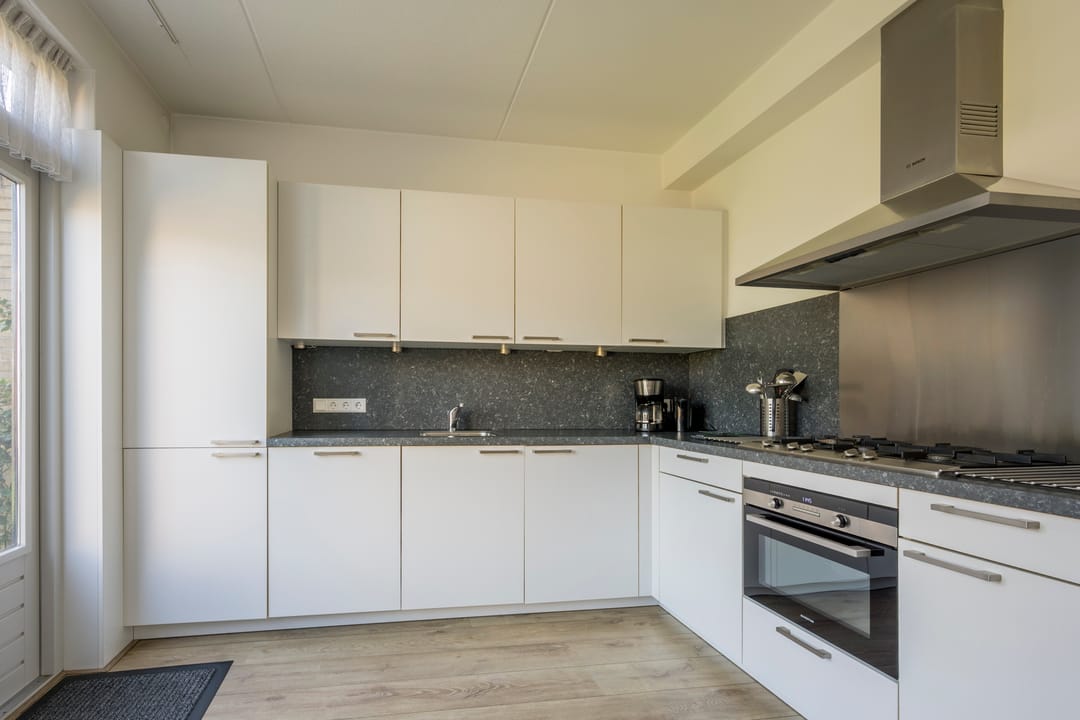 Photo 7 of Isaac Sweersstraat 25