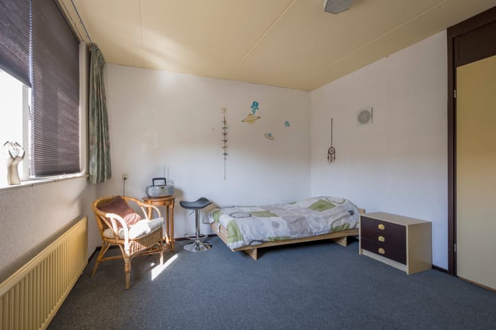 Photo 17 of Isaac Sweersstraat 25