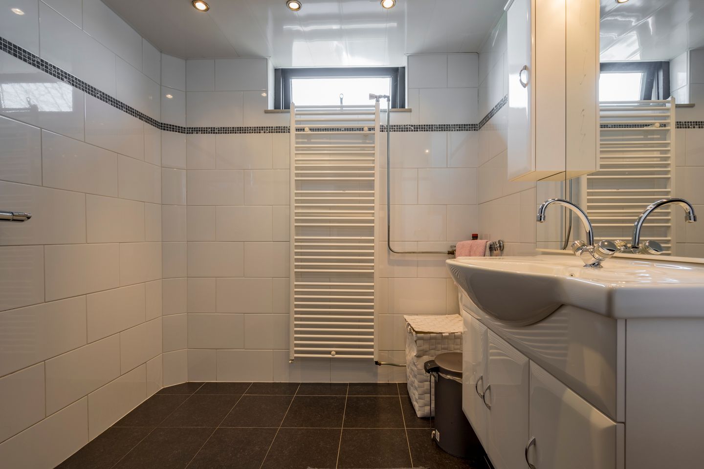 Photo 19 of Isaac Sweersstraat 25