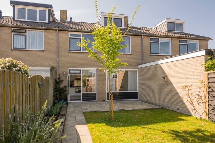 Photo 26 of Isaac Sweersstraat 25