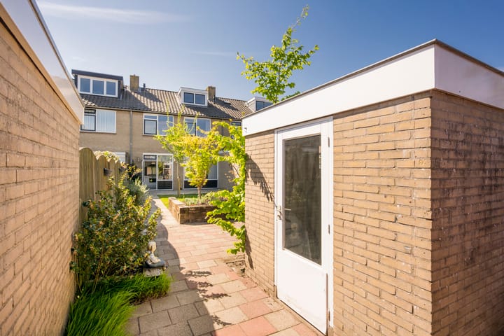 Photo 31 of Isaac Sweersstraat 25