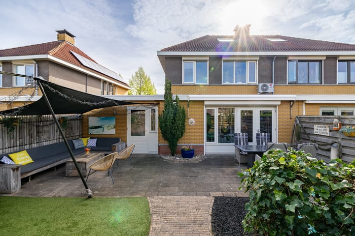 Foto 2 van De Gasperilaan 36