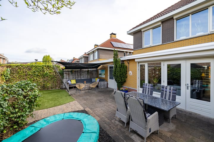 Foto 22 van De Gasperilaan 36