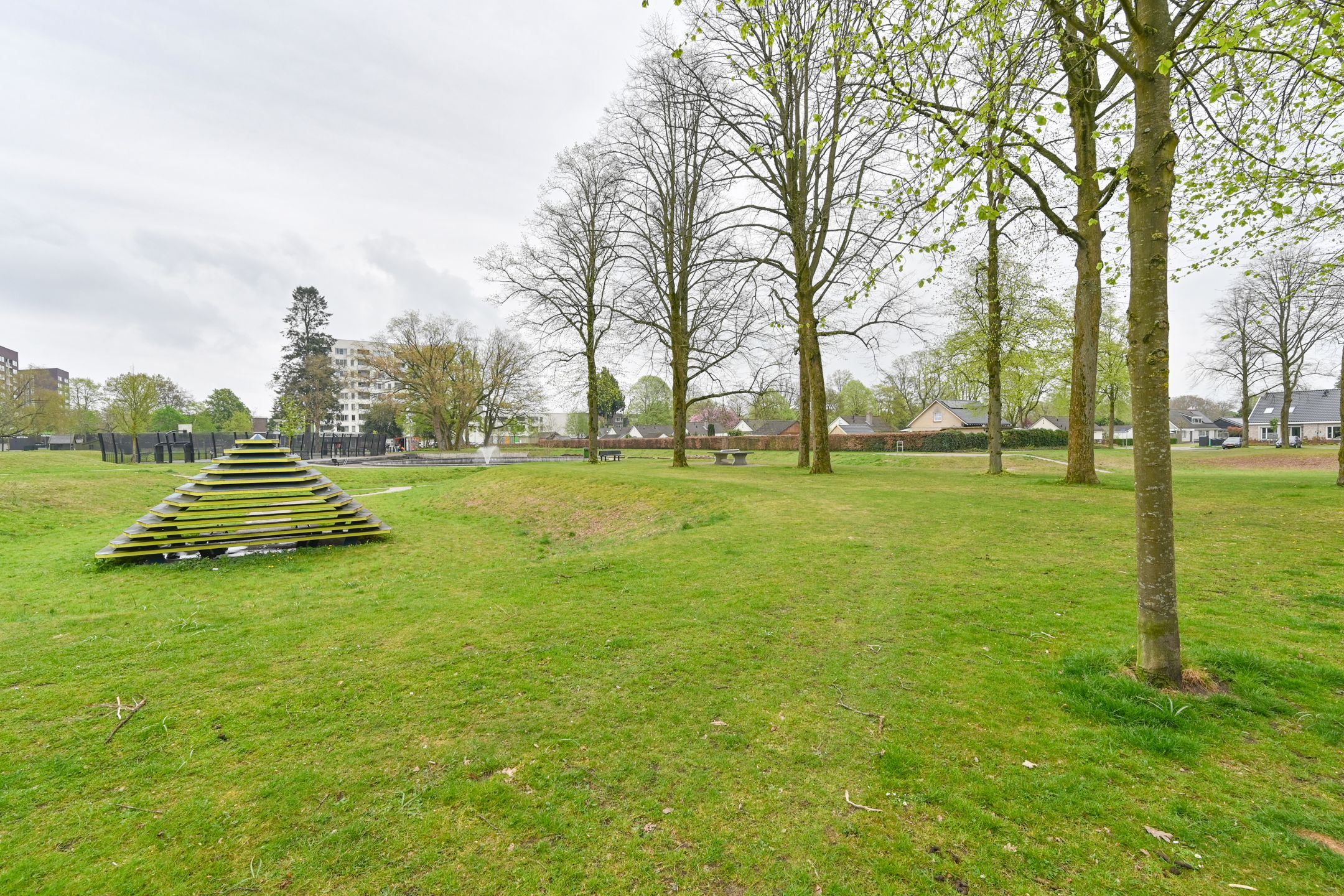 Foto 45 van Meerstraat 143