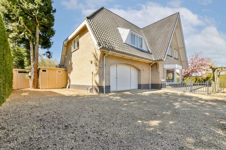 Foto 22 van Waalhavenstraat 2