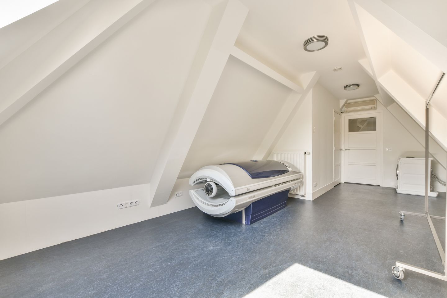 Foto 50 van Waalhavenstraat 2