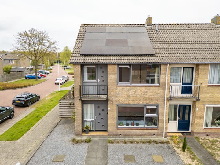 Photo 5 of Botter 18