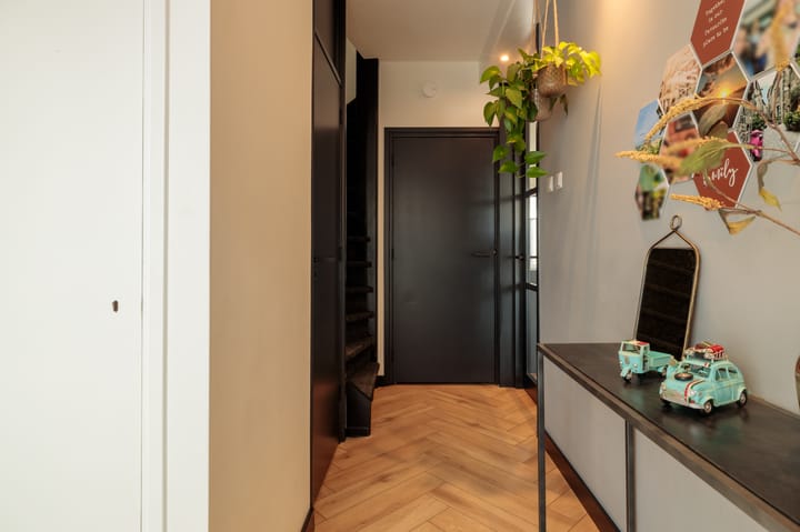 Photo 6 of Botter 18