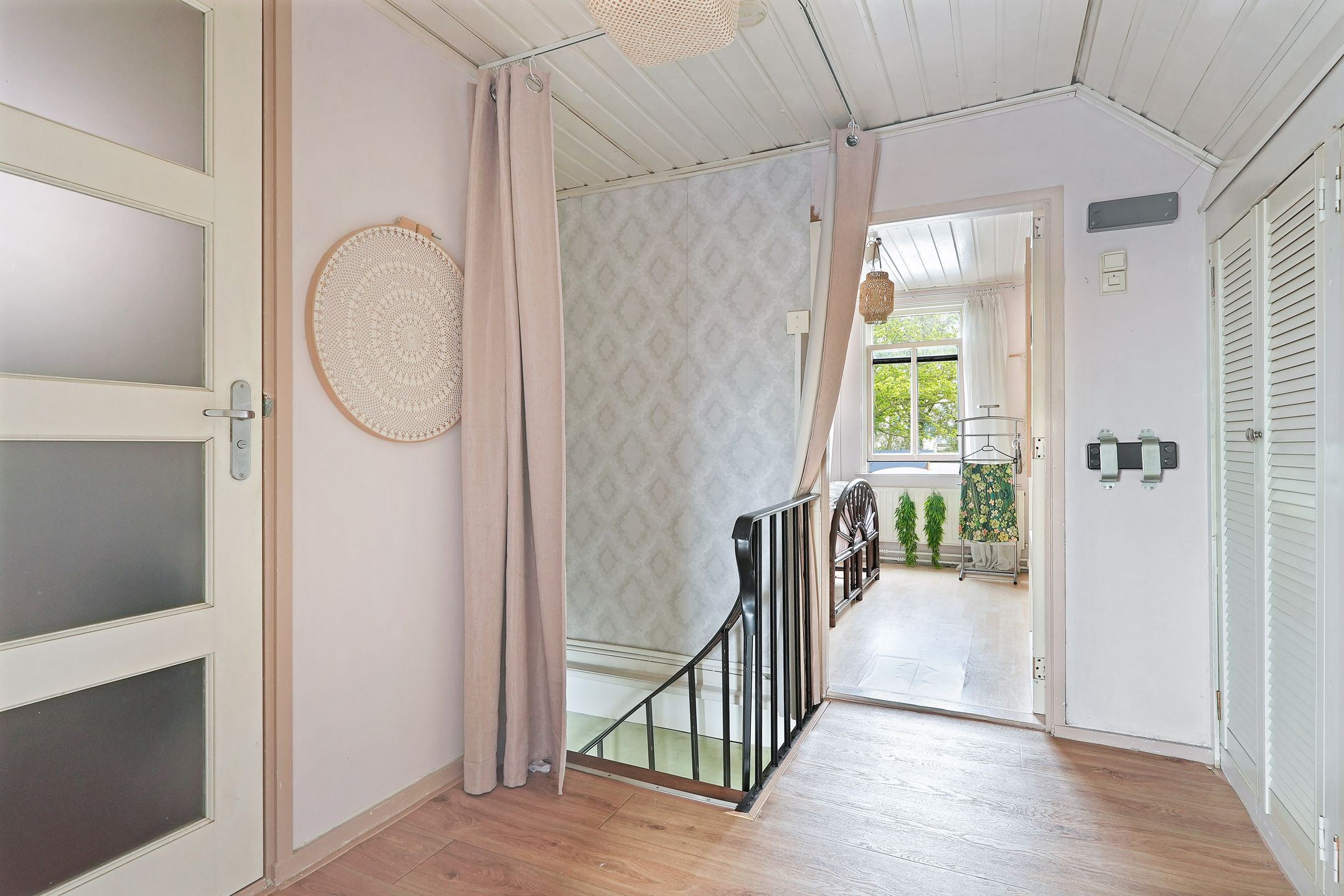 Foto 15 van Buteuxstraat 8