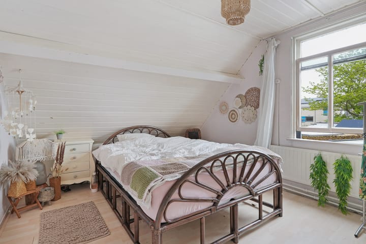 Foto 17 van Buteuxstraat 8