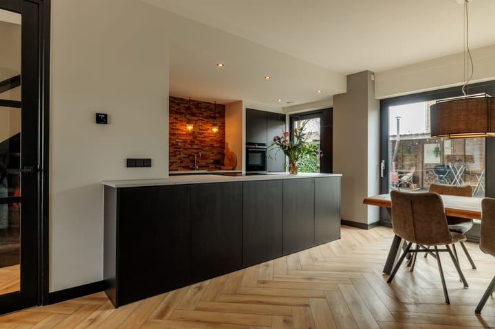 Photo 10 of Botter 18