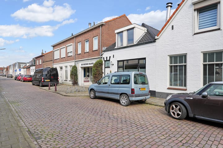 Foto 26 van Buteuxstraat 8