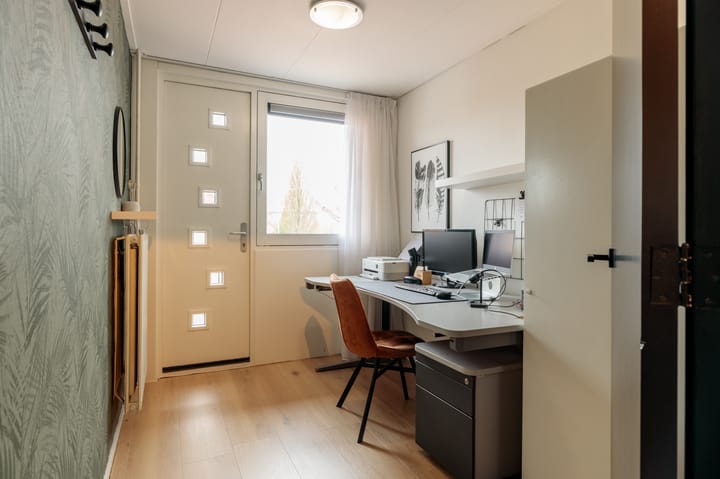 Photo 29 of Botter 18