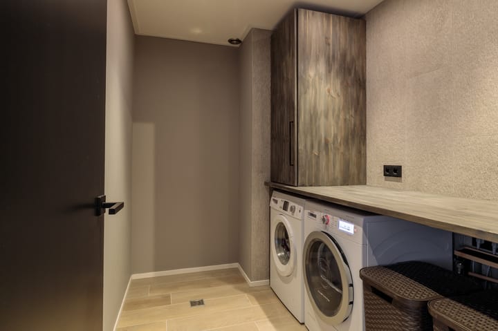 Photo 35 of Botter 18