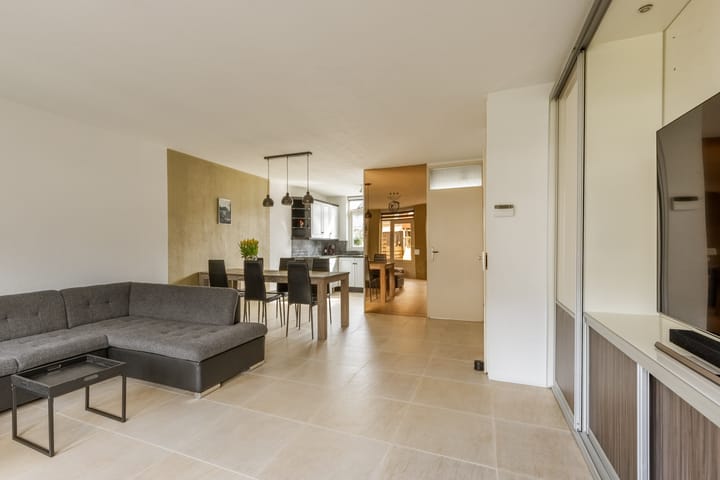 Foto 4 van Bartokweg 9