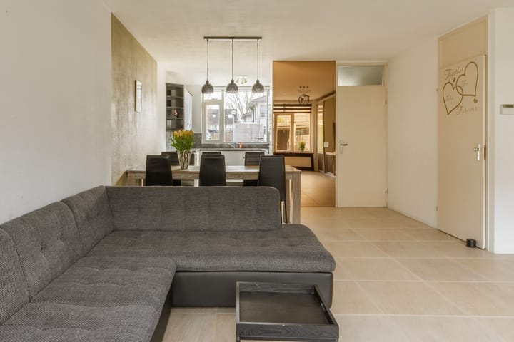 Foto 13 van Bartokweg 9