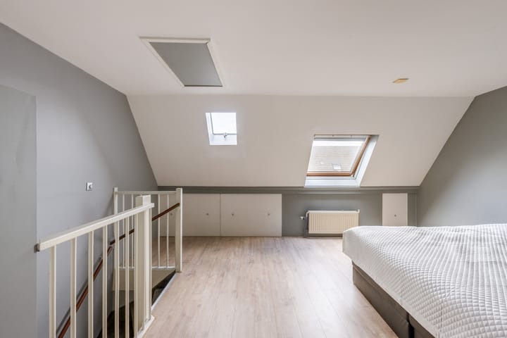 Foto 24 van Bartokweg 9