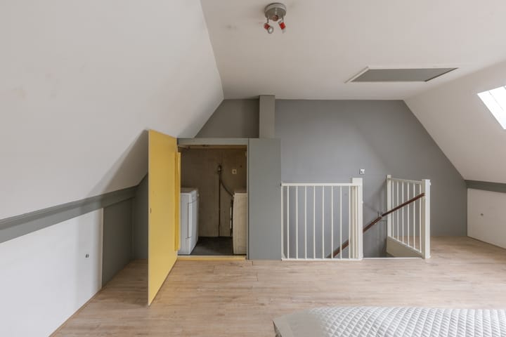 Foto 25 van Bartokweg 9