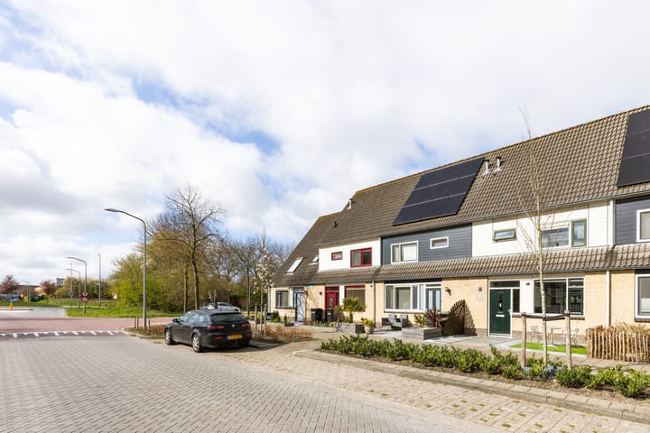 Foto 33 van Bartokweg 9