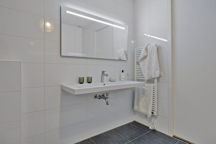 Foto 43 van Groenmarktkade 38