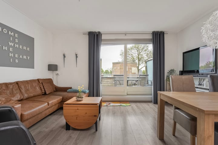 Foto 3 van Molenplein 10