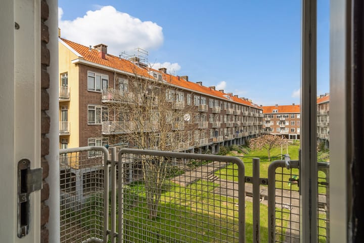 Foto 30 van Oostzeedijk Beneden 197-B