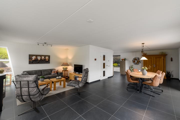 Foto 2 van Langekamp 12