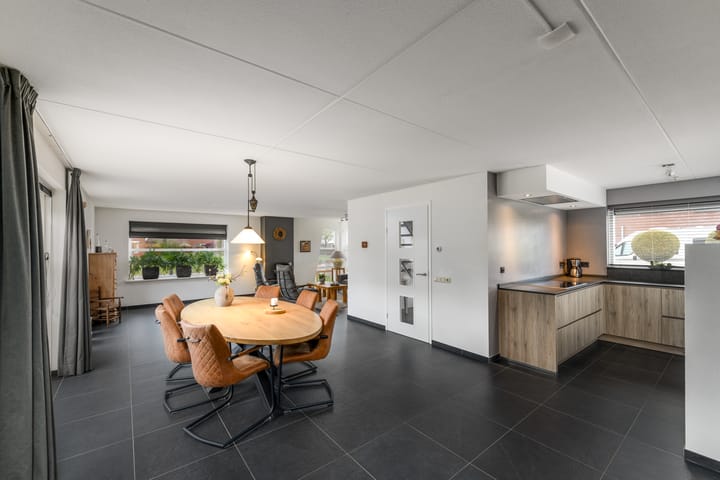 Foto 11 van Langekamp 12