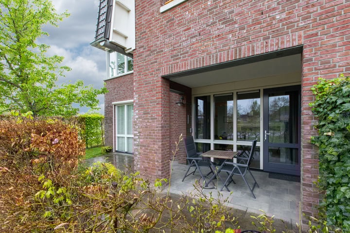 Foto 4 van Robert Josephstraat 4