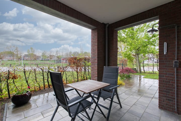 Photo 24 of Robert Josephstraat 4