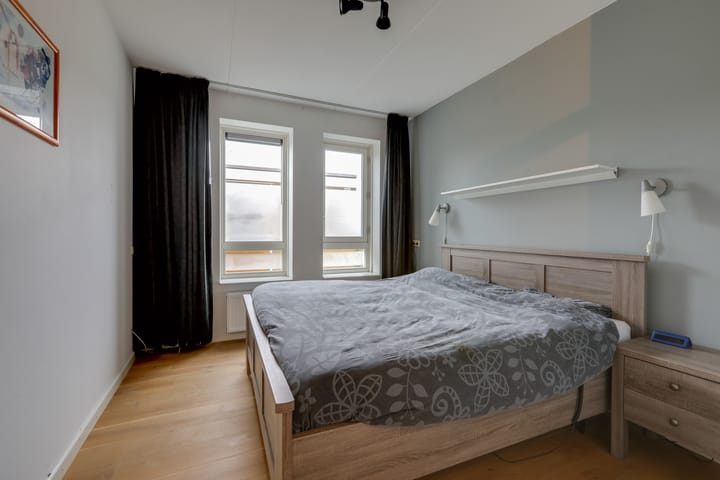 Photo 26 of Robert Josephstraat 4