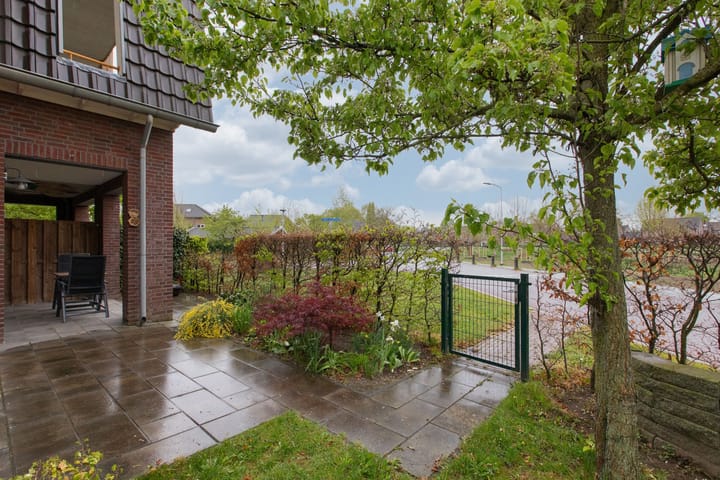 Foto 37 van Robert Josephstraat 4