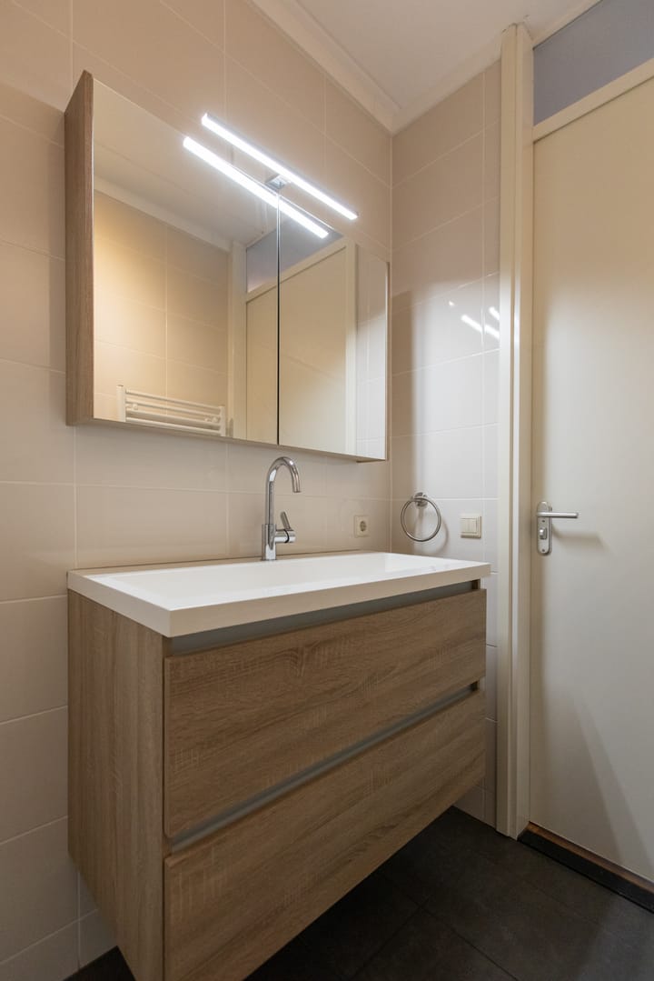 Photo 30 of Robert Josephstraat 4