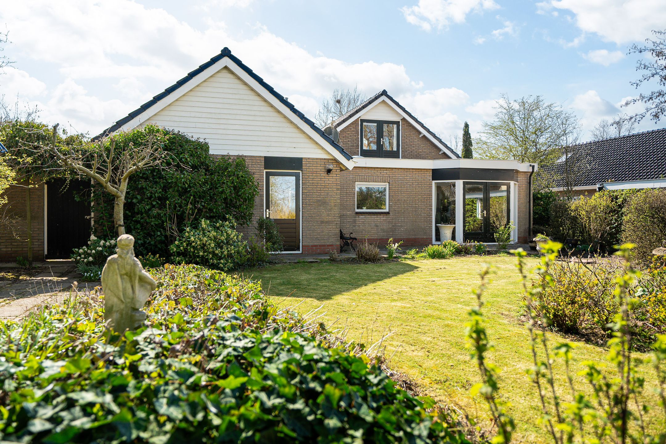 Foto 57 van Franekerweg 16-A