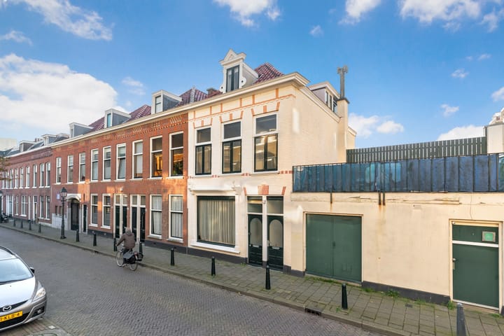 Photo 23 of De Gheijnstraat 84