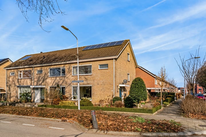 Foto 1 van Kamperfoeliestraat 26