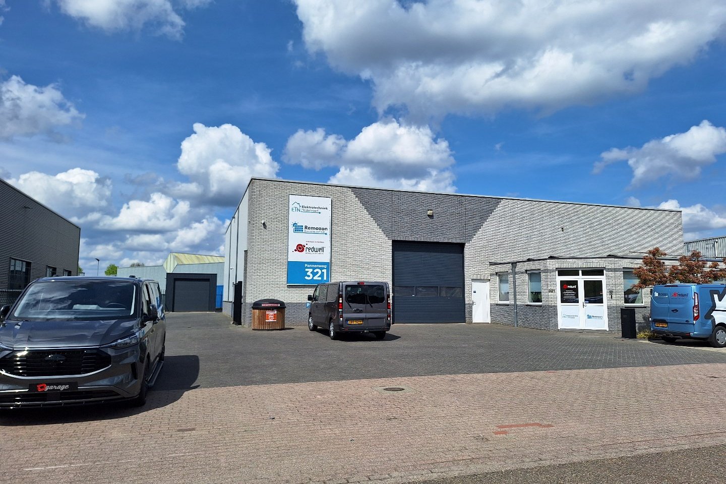 View photo 2 of Pannenweg 321