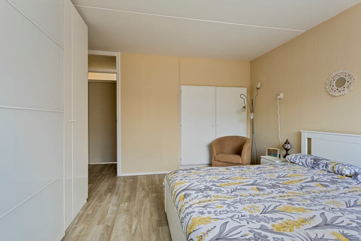 Foto 10 van Briljantstraat 147