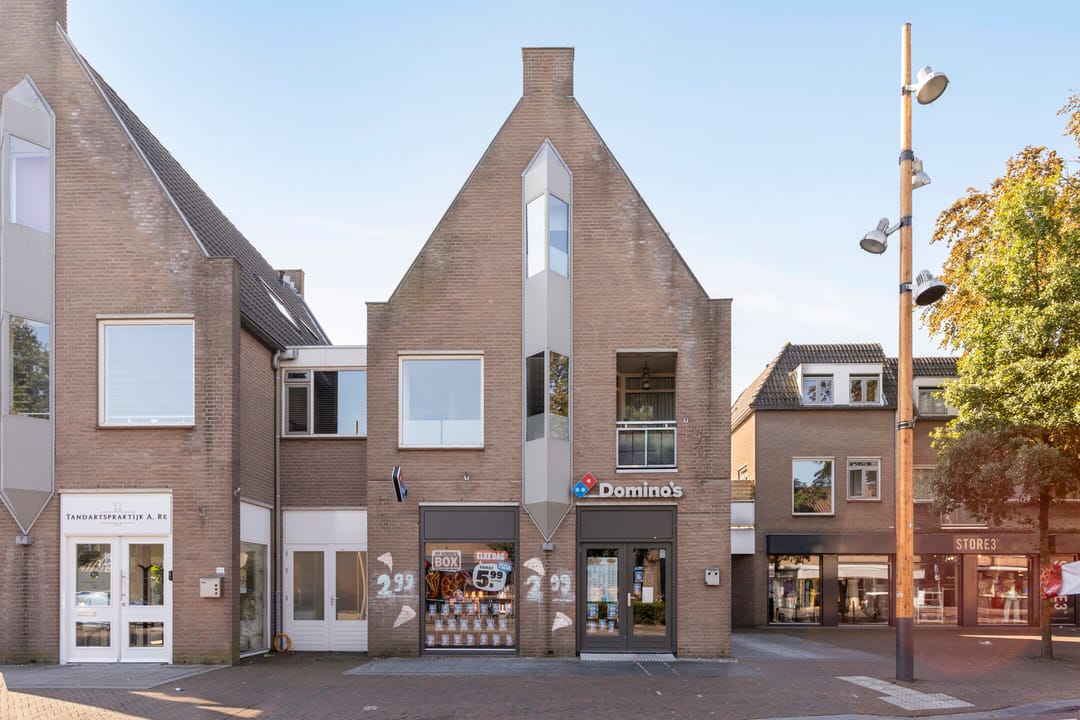 Photo 32 of Hugo de Grootstraat 9