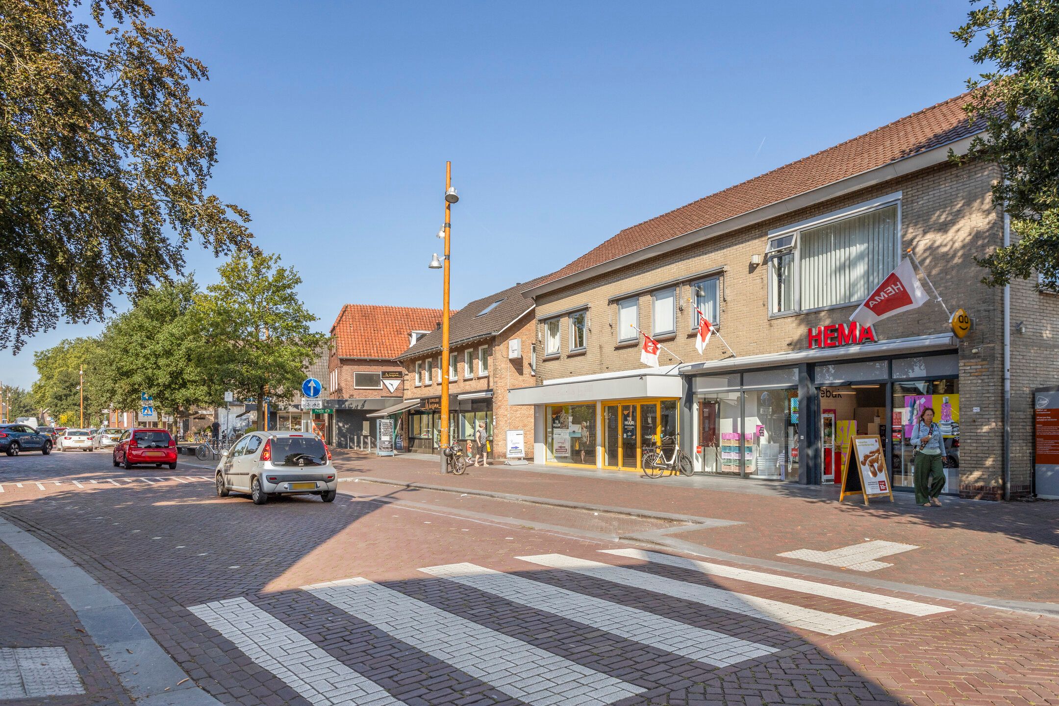 Photo 36 of Hugo de Grootstraat 9